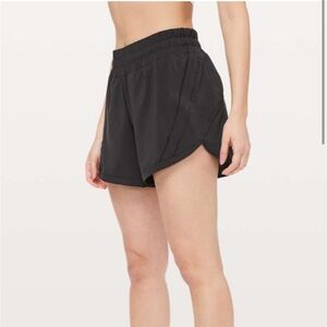 Lululemon Black Track that Short 5” sz 4 or 6